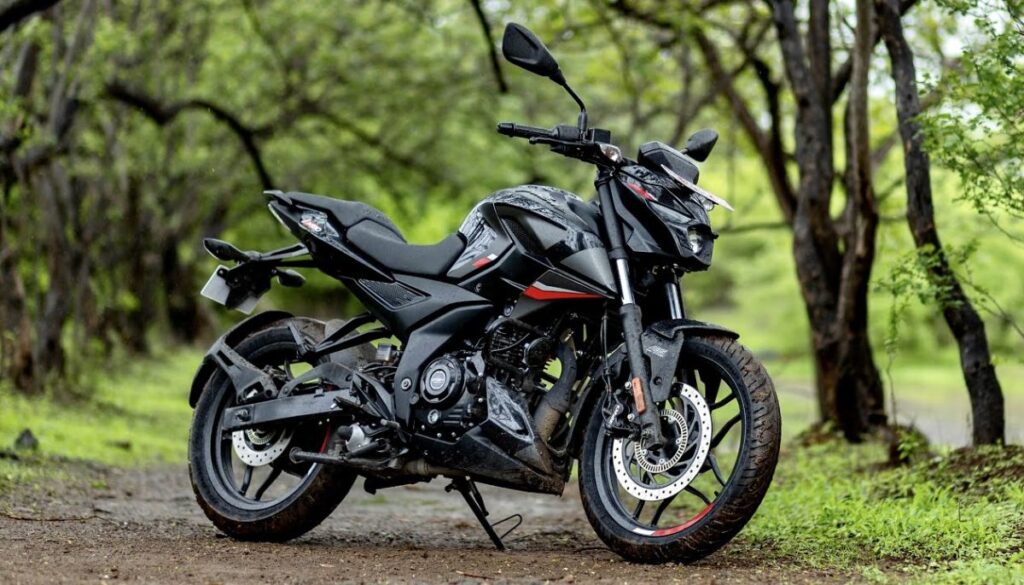 Bajaj Pulsar N160