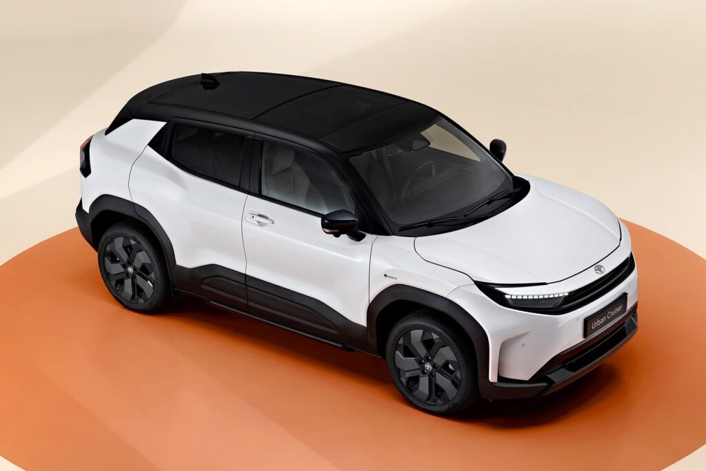 Toyota Urban Cruiser EV Launch in India – डिजाइन, बैटरी और परफॉर्मेंस डिटेल्स