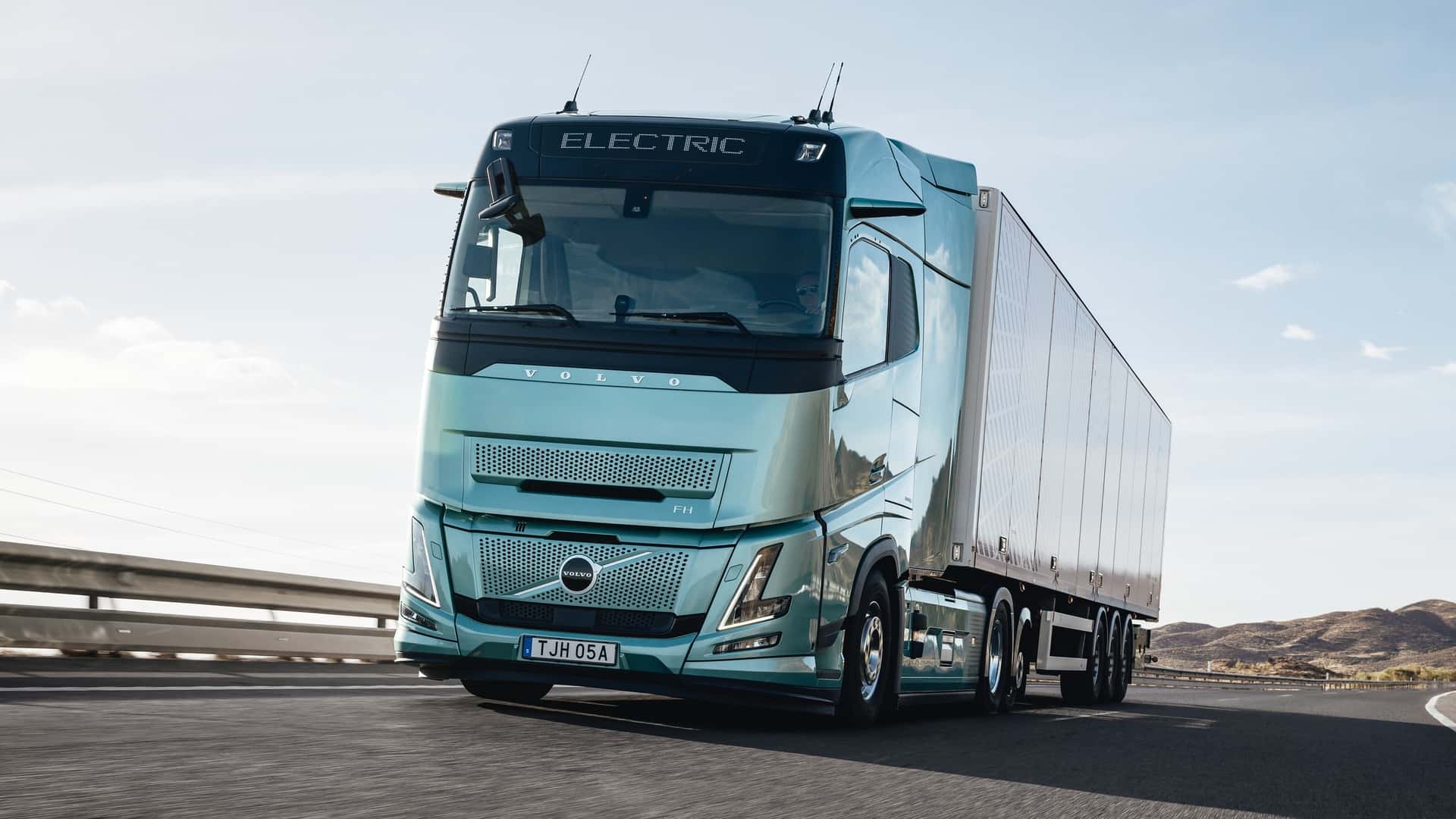 volvo fh aero electric with extended range